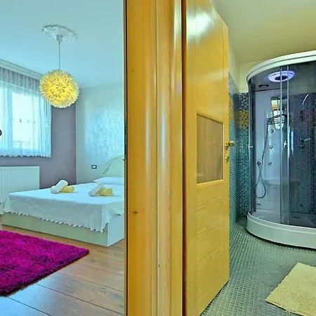1 Bedroomawesome In Poreč